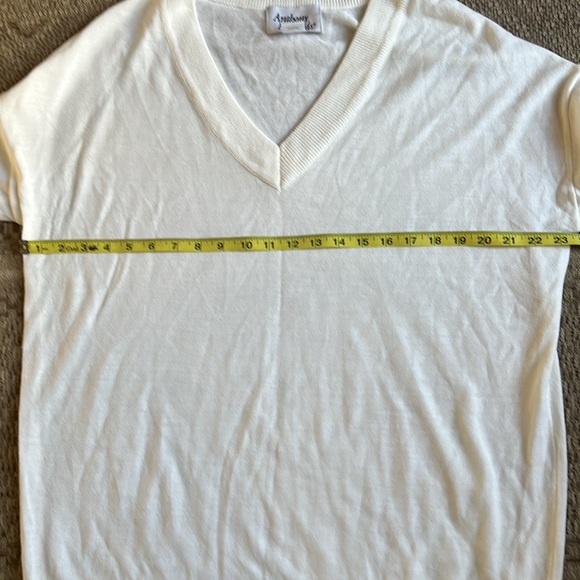 Anthony Richards White V-Neck Sweater - Picture 4 of 5